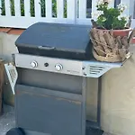 Et Soleil Avec Terrasse, En Centre-ville, Parking *