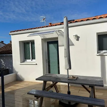 Et Soleil Avec Terrasse, En Centre-ville, Parking Semesterbostad La Tranche-sur-Mer