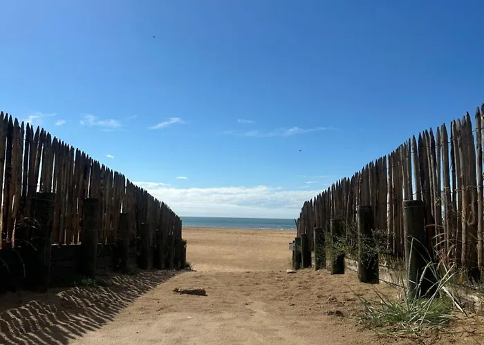 Et Soleil Avec Terrasse, En Centre-ville, Parking * La Tranche-sur-Mer