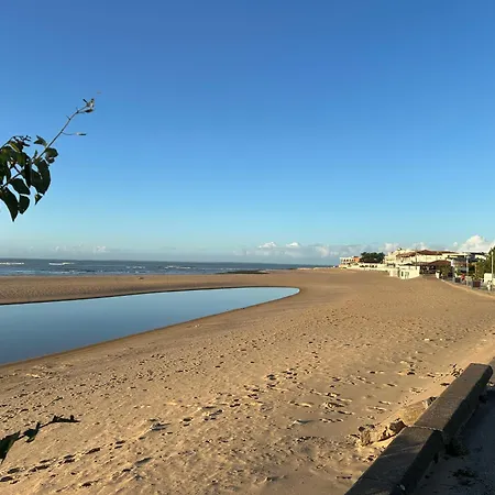Vakantiehuis Et Soleil Avec Terrasse, En Centre-ville, Parking