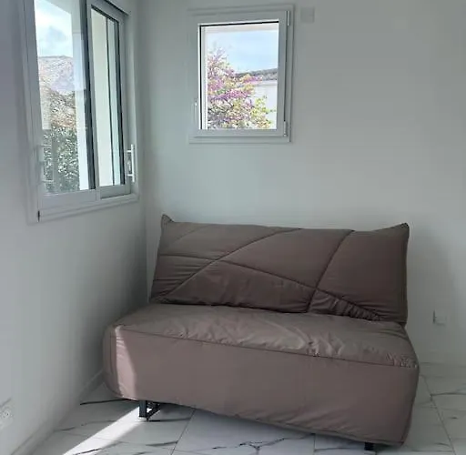 펜션 Et Soleil Avec Terrasse, En Centre-ville, Parking